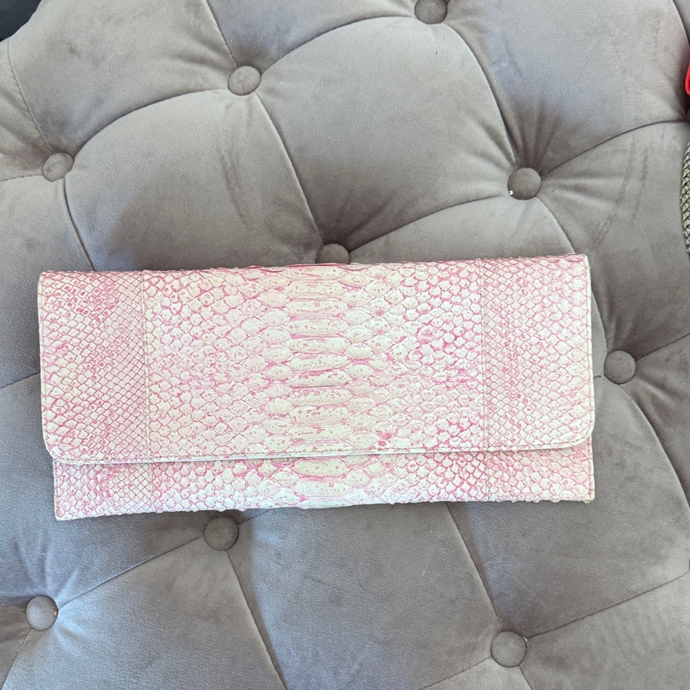 Elegant Pink Snakeskin Clutch